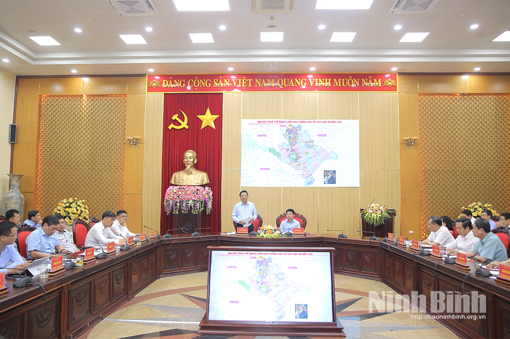 Đồng chí Bộ trưởng Bộ Xây dựng làm việc với tỉnh Ninh Bình 